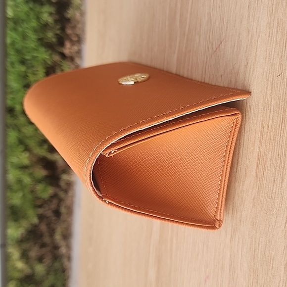 Tory Burch Orange Eyeglass Case With Poach - Picture 5 of 7